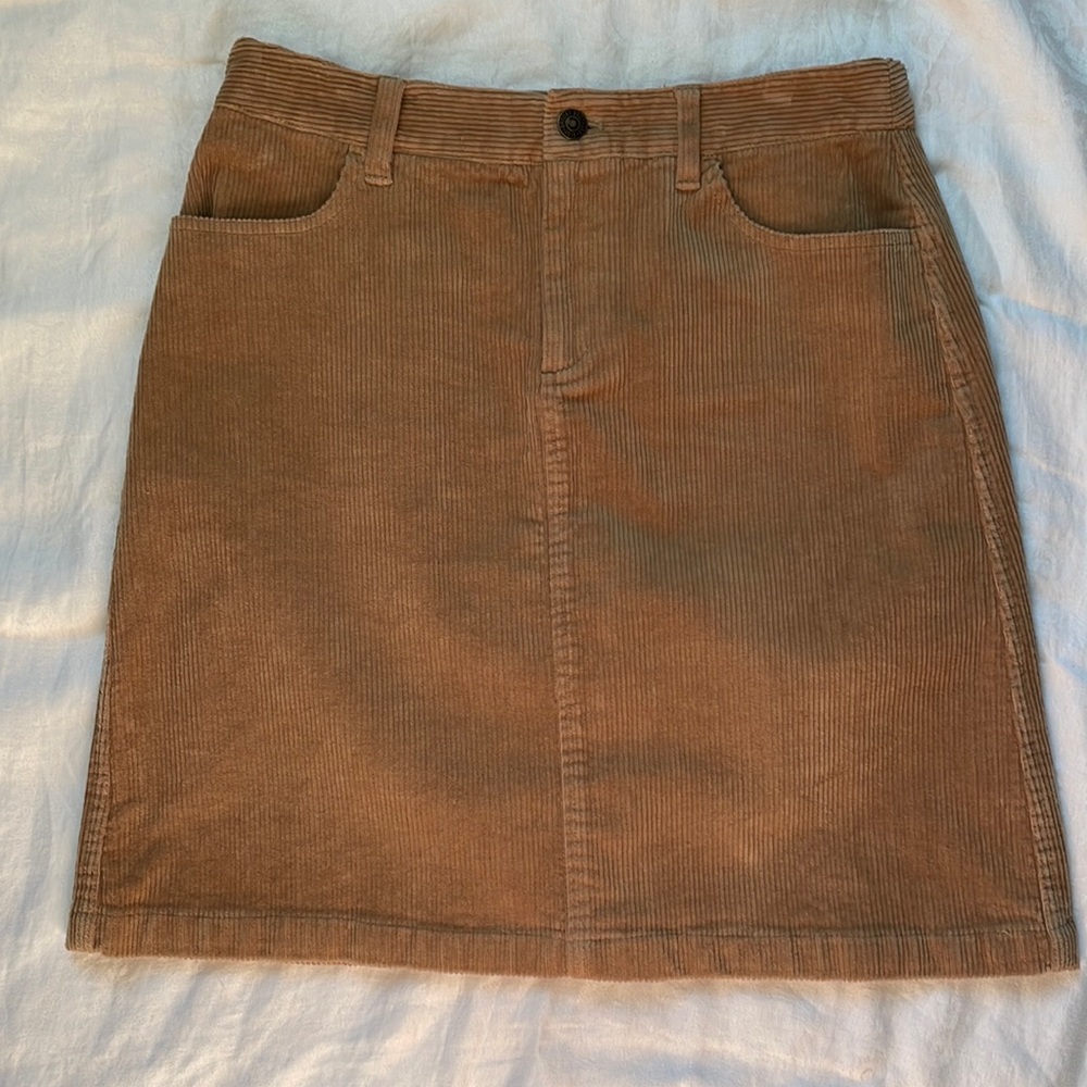 BROOKS BROTHERS Corduroy skirt. Sz. 4